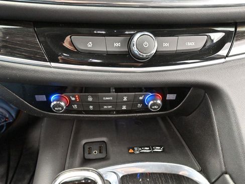 Used 2019 Buick Enclave Avenir w/ Avenir Technology Package image 26