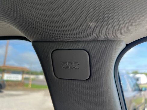 Used 2019 Subaru Outback 2.5i Limited AWD/4WD image 17