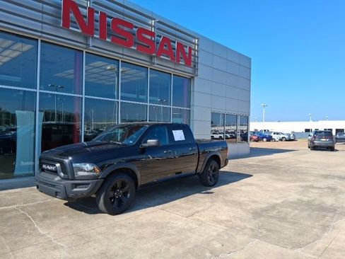 Used 2024 RAM 1500 Warlock RWD image 2
