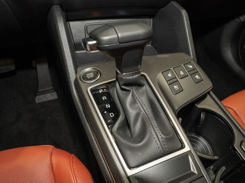 New 2026 Kia Sportage SX image 13