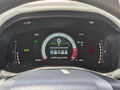 Used 2025 Toyota Camry LE FWD image 17