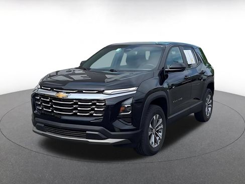 Used 2025 Chevrolet Equinox LT FWD image 5