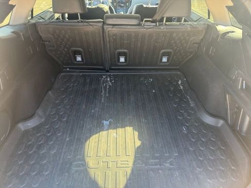 Used 2020 Subaru Outback Limited w/ Popular Package #2 image 37