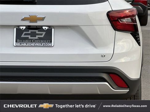 New 2026 Chevrolet Trax LT w/ Driver Confidence Package image 6