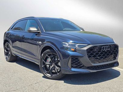 New 2025 Audi RS Q8 performance