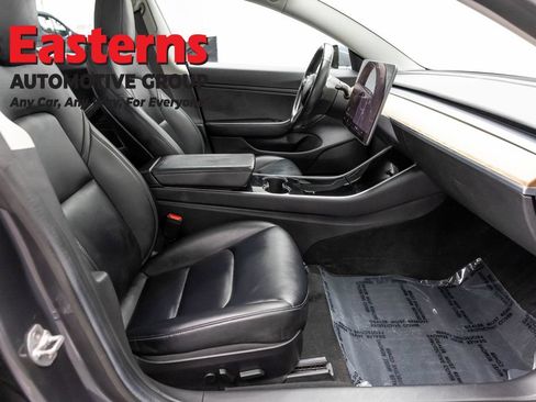 Used 2018 Tesla Model 3 Long Range AWD/4WD image 18