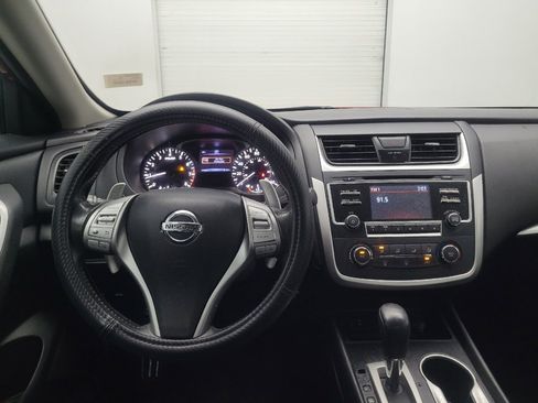 Used 2017 Nissan Altima 2.5 SR image 22