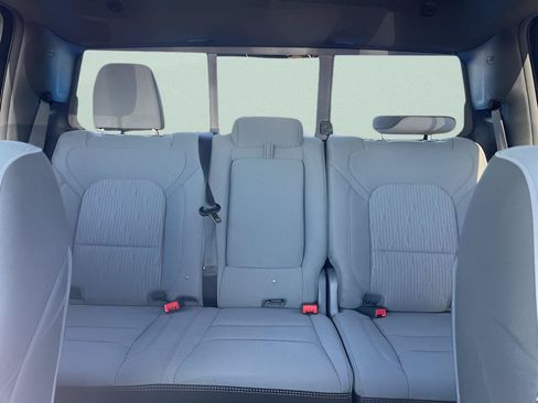 Used 2024 RAM 1500 Big Horn AWD/4WD image 36