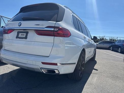 Used 2020 BMW X7 xDrive40i w/ Executive Package image 11