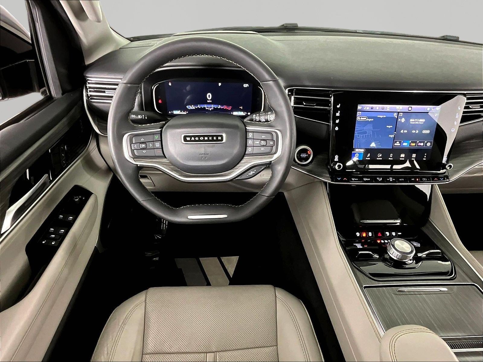 Used 2024 Jeep Wagoneer Series III AWD/4WD image 8