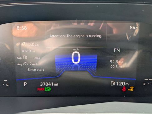Certified 2023 Volkswagen Taos SE w/ Panoramic Sunroof Package FWD image 32