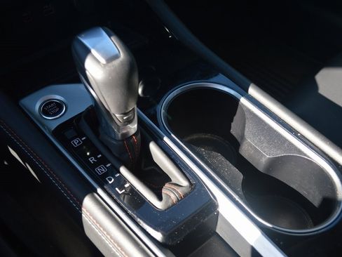 Used 2024 Nissan Altima 2.5 SR w/ SR Premium Package image 29