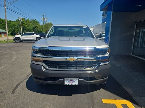 Used 2018 Chevrolet Silverado 1500 W/T w/ WT Convenience Package AWD/4WD image 3
