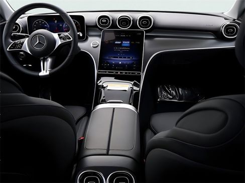 Used 2025 Mercedes-Benz C 300 4MATIC Sedan image 15