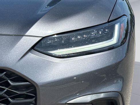 Certified 2025 Honda HR-V LX image 10