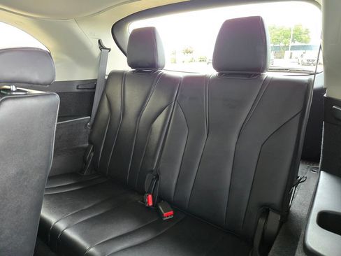 Used 2023 Acura MDX FWD w/ Technology Package image 16