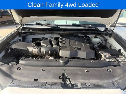 Used 2018 Toyota 4Runner Limited AWD/4WD image 56