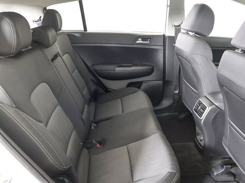 Used 2022 Kia Sportage LX image 29