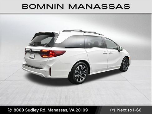 Used 2025 Honda Odyssey Elite image 5