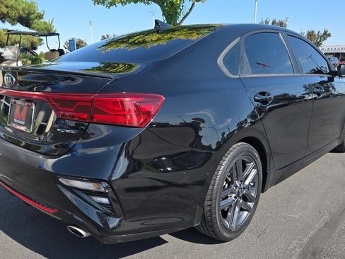 Used 2020 Kia Forte GT-Line w/ GT-Line Premium Package FWD image 3