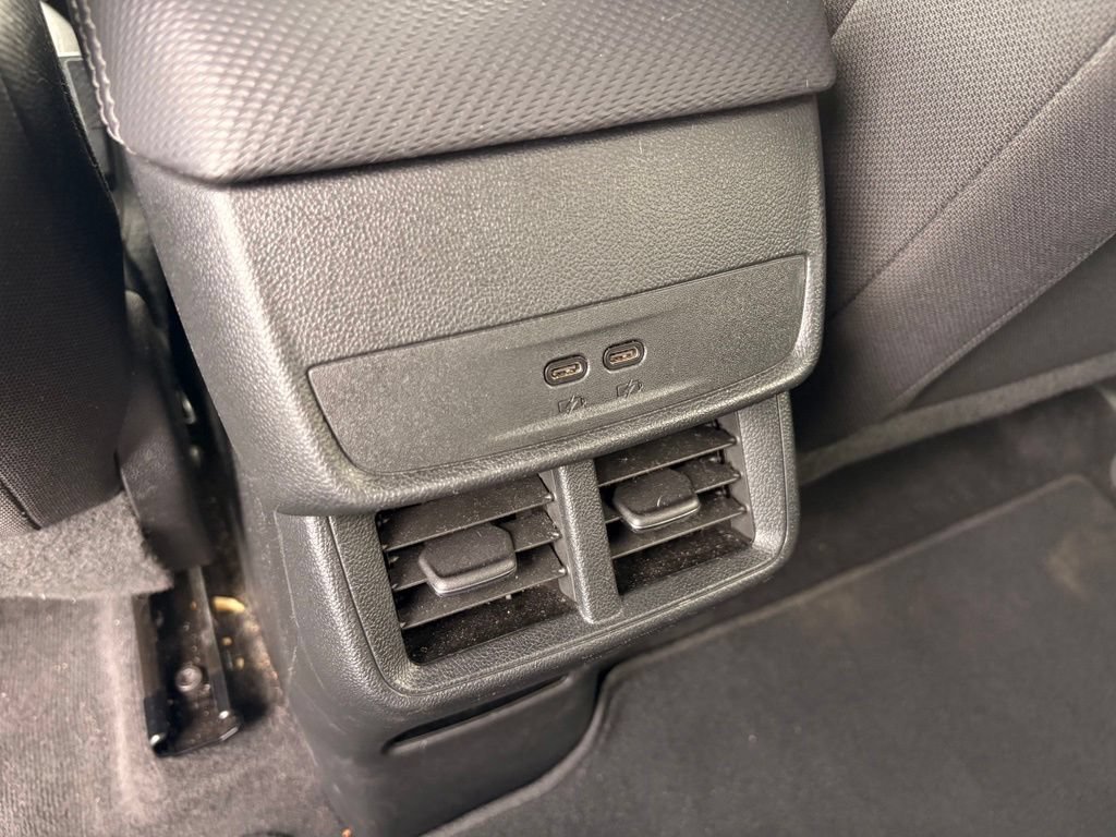 Used 2025 Chevrolet Equinox LT w/ Safety and Technology Package FWD image 27