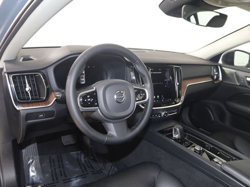 Used 2023 Volvo S60 B5 Plus AWD/4WD image 27