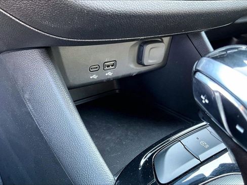 Used 2024 Buick Envista Sport Touring w/ Advanced Safety Package image 32