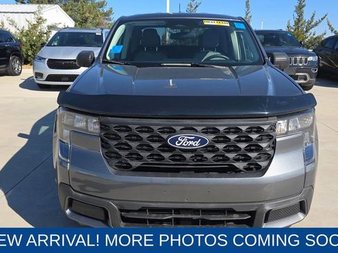 Used 2025 Ford Maverick XLT w/ Equipment Group 302A image 8