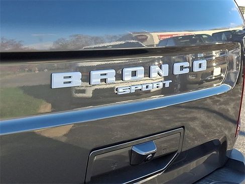 New 2025 Ford Bronco Sport Outer Banks image 18
