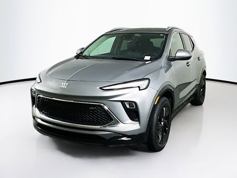 Used 2024 Buick Encore GX Sport Touring w/ Comfort Package image 3