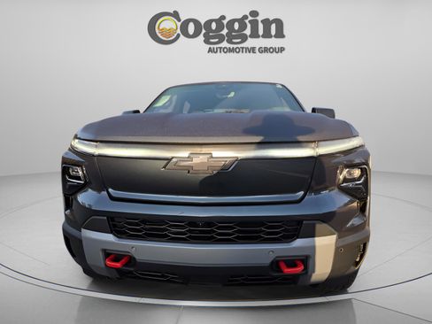 New 2026 Chevrolet Silverado EV Trail Boss image 6