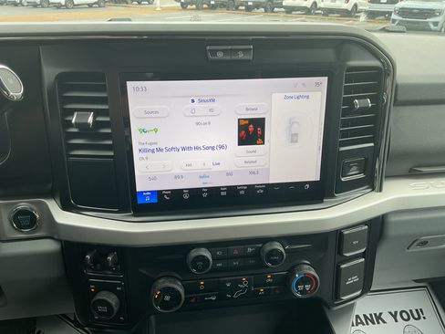 New 2026 Ford F250 XLT w/ XLT Premium Package AWD/4WD image 16