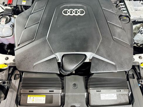 Used 2025 Audi Q7 3.0T Premium Plus image 30