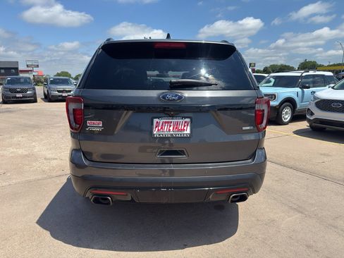 Used 2017 Ford Explorer Sport w/ Equipment Group 401A AWD/4WD image 8