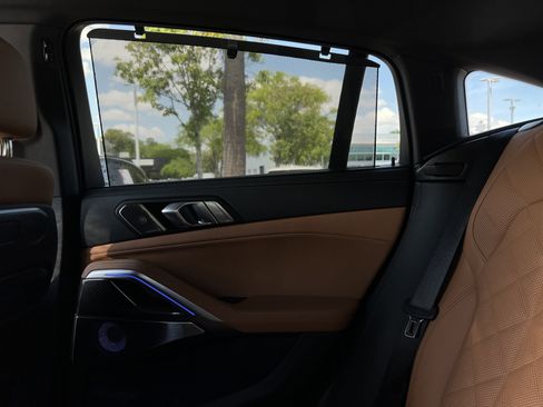 Used 2026 BMW X6 M60i image 44