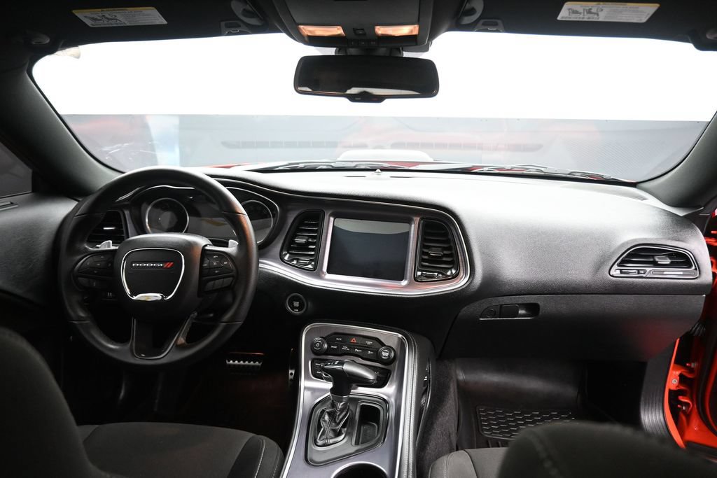 Used 2018 Dodge Challenger R/T Scat Pack RWD image 39