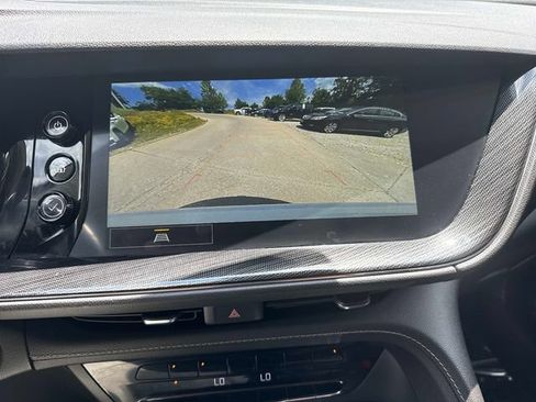 Used 2022 Buick Envision Preferred FWD image 19