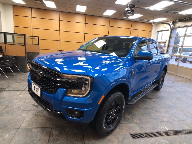 New 2026 Ford Ranger Lariat w/ Black Appearance Package AWD/4WD image 3