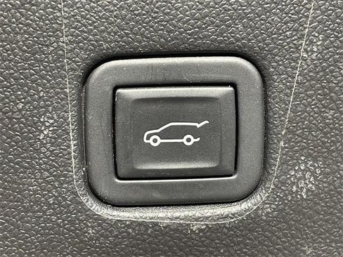 Used 2023 Chevrolet Blazer RS w/ Driver Confidence II Package image 30