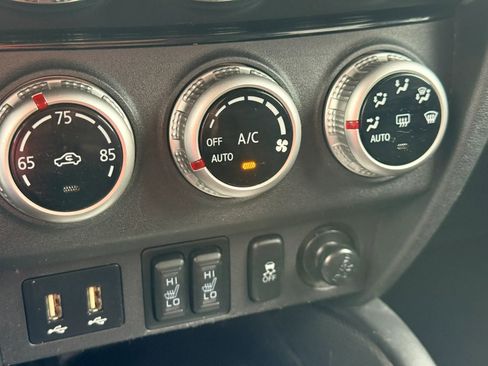 Used 2021 Mitsubishi Outlander Sport LE image 32