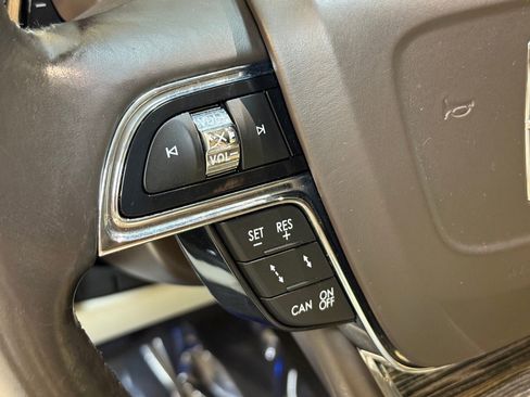 Used 2021 Lincoln Navigator Black Label image 17