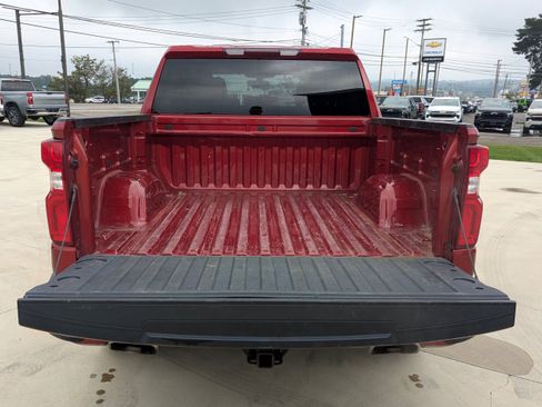 Used 2022 Chevrolet Silverado 1500 RST w/ Z71 Off-Road Package AWD/4WD image 3