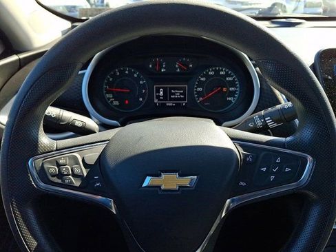 Used 2023 Chevrolet Malibu LT image 24