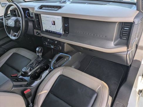 Used 2024 Ford Bronco Wildtrak AWD/4WD image 22