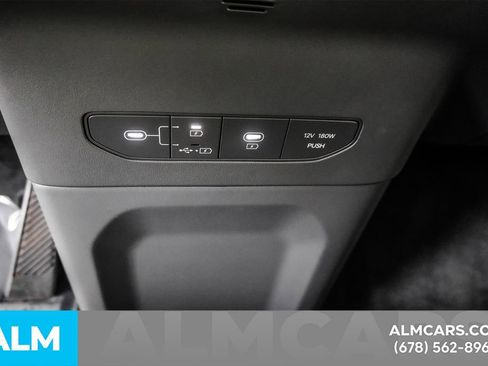 Used 2024 Kia EV9 Wind image 43