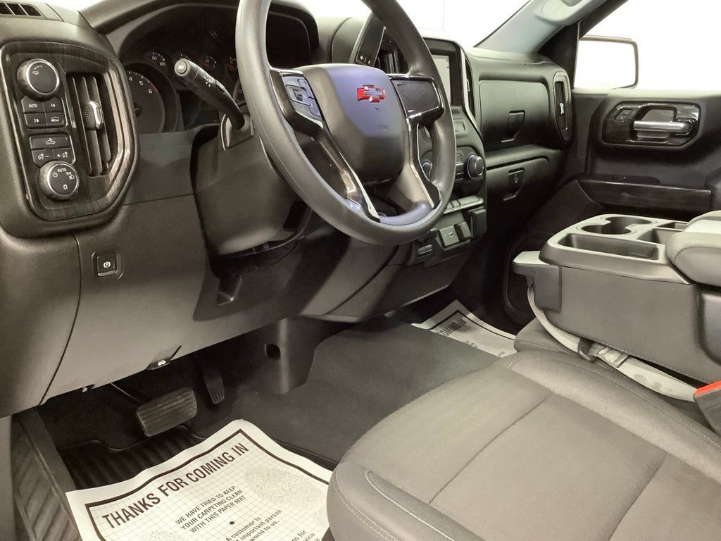 Used 2025 Chevrolet Silverado 1500 Custom AWD/4WD image 15