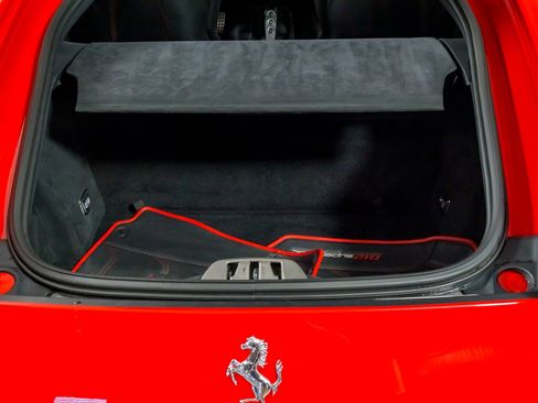 Used 2018 Ferrari 812 Superfast RWD image 43