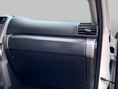 Used 2022 Toyota 4Runner SR5 RWD image 18