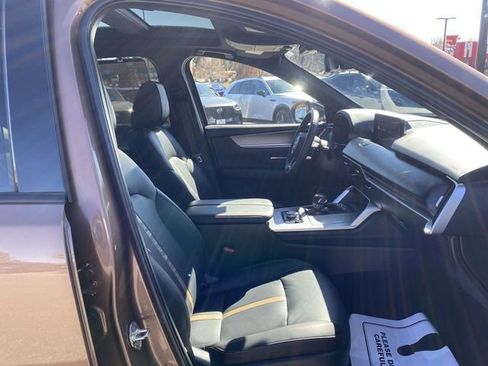 Certified 2025 MAZDA CX-70 Plug-In Hybrid w/ Premium Plus image 29