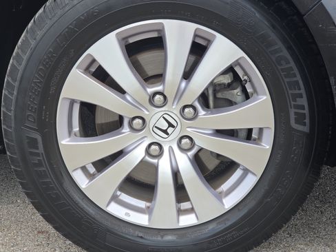 Used 2015 Honda Odyssey EX image 8